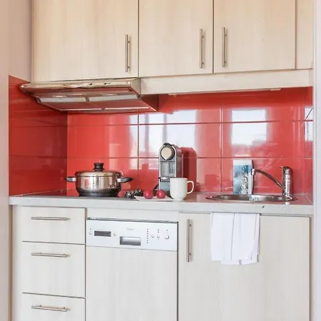 Haguna 2p 6 Apartment